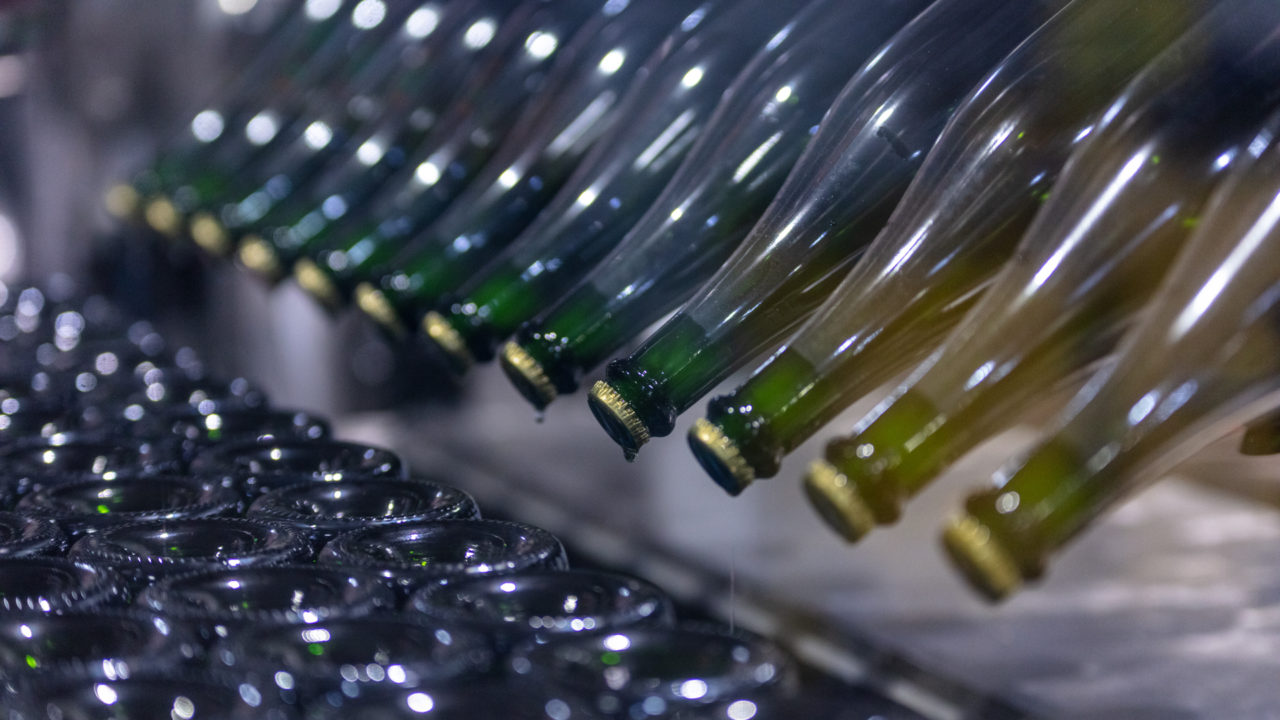 Custom Wine Services & Bottling Rack & Riddle